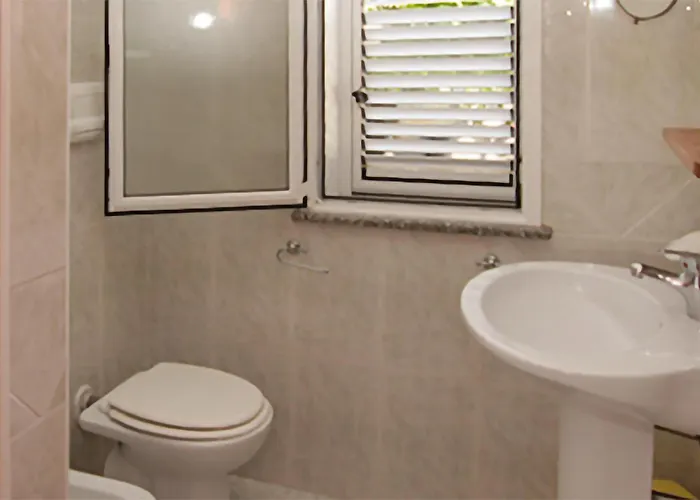 Apartament Amazing In With Wifi Ricadi